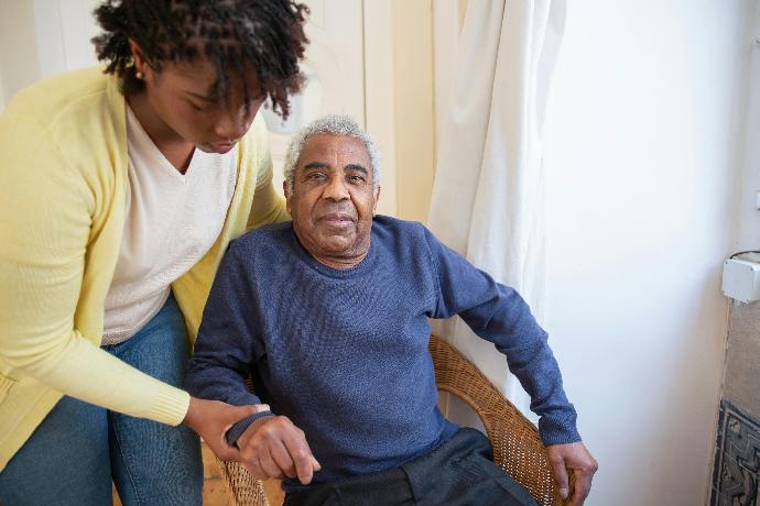Aide à domicile personnes âgées (Bilingue FR/AN)