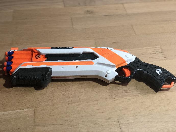 Nerf disruptor, dual strike, roughcut 2x4