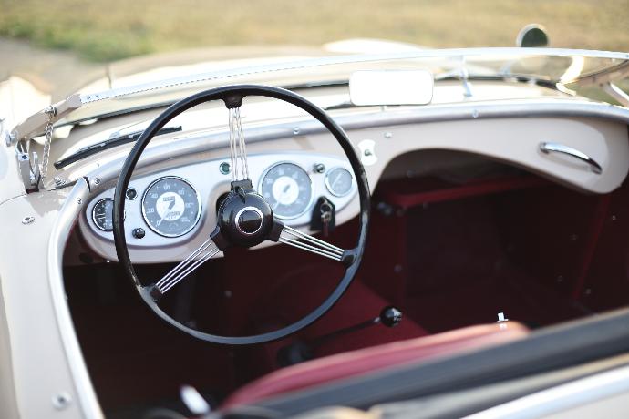 1954 Austin Healey 100 