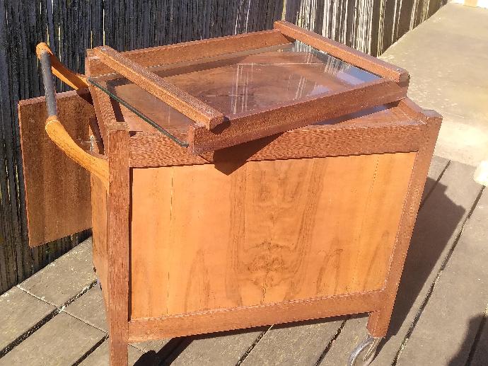 petit bar mobile en bois massif style 1920