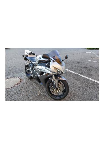 Honda CBR 1000RR Fireblade