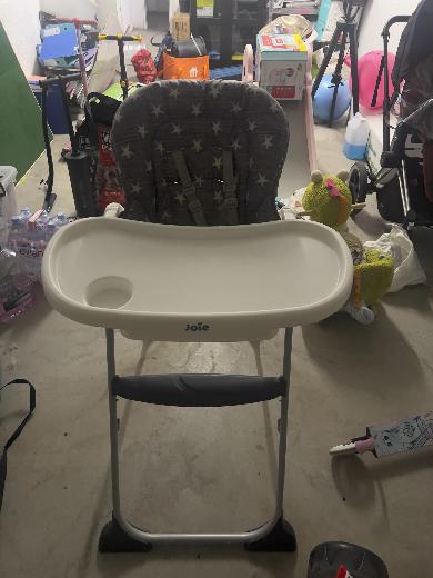 Chaise Haute pour poupées 