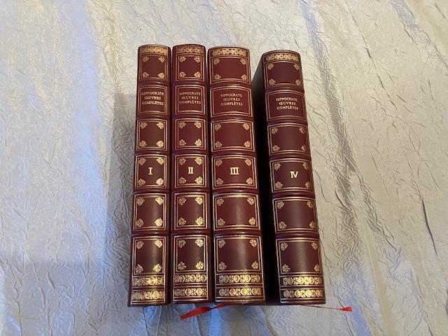 Oeuvres complètes d'Hippocrate (Complet en 4 volumes) Relié