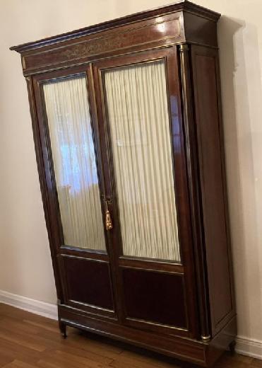 Belle Armoire de style Empire Antiquité